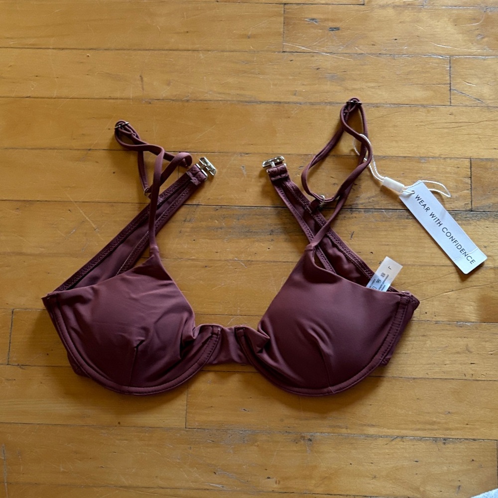 Adjustable Underwire Bikini Top in Burgundy - Unbranded